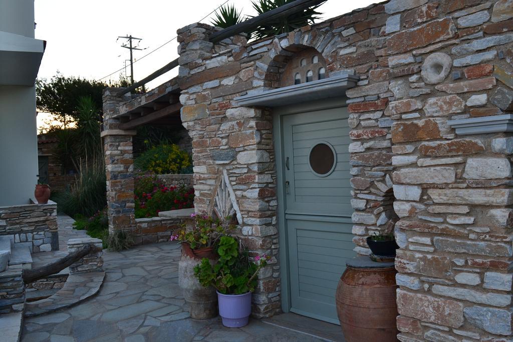 Stelios Zalonis Apartments Tinos Exterior photo